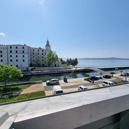 Biro App 4+1 Pax Apartment Crikvenica Luaran gambar