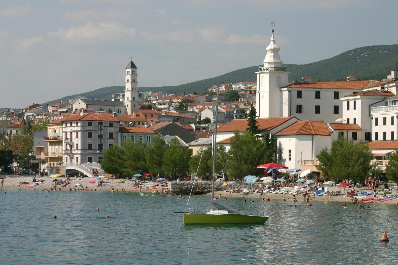 Biro App 4+1 Pax Apartment Crikvenica Luaran gambar